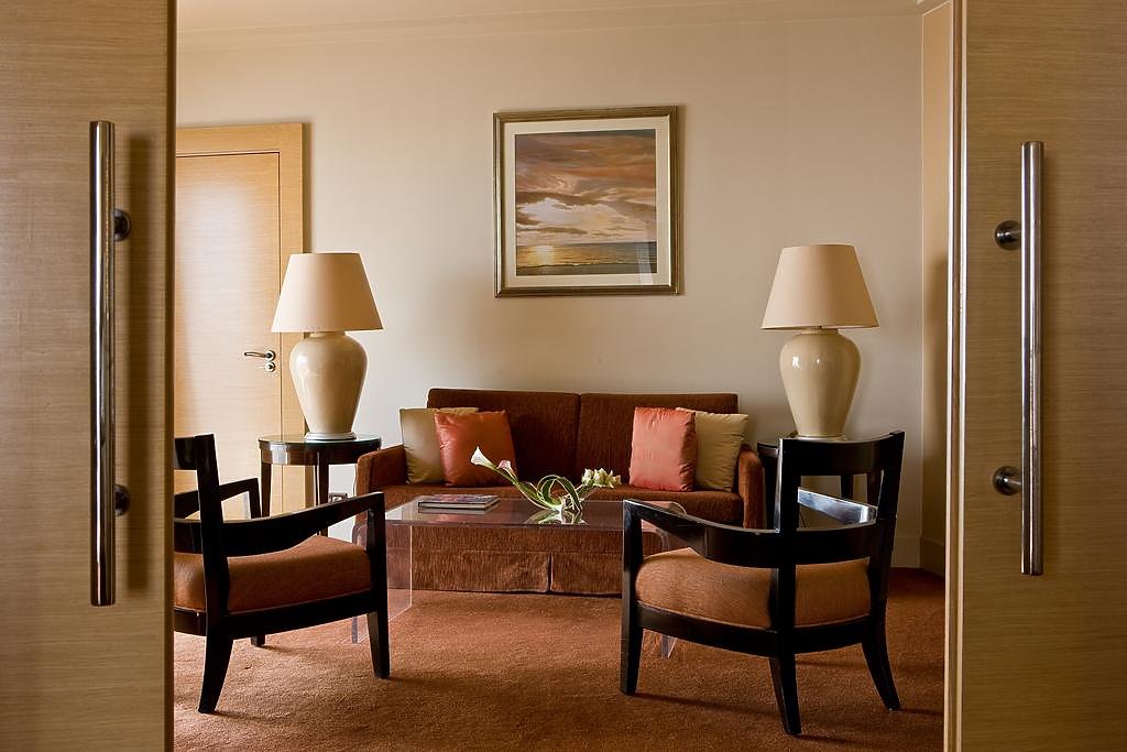 Junior Suite with Partial Nile View